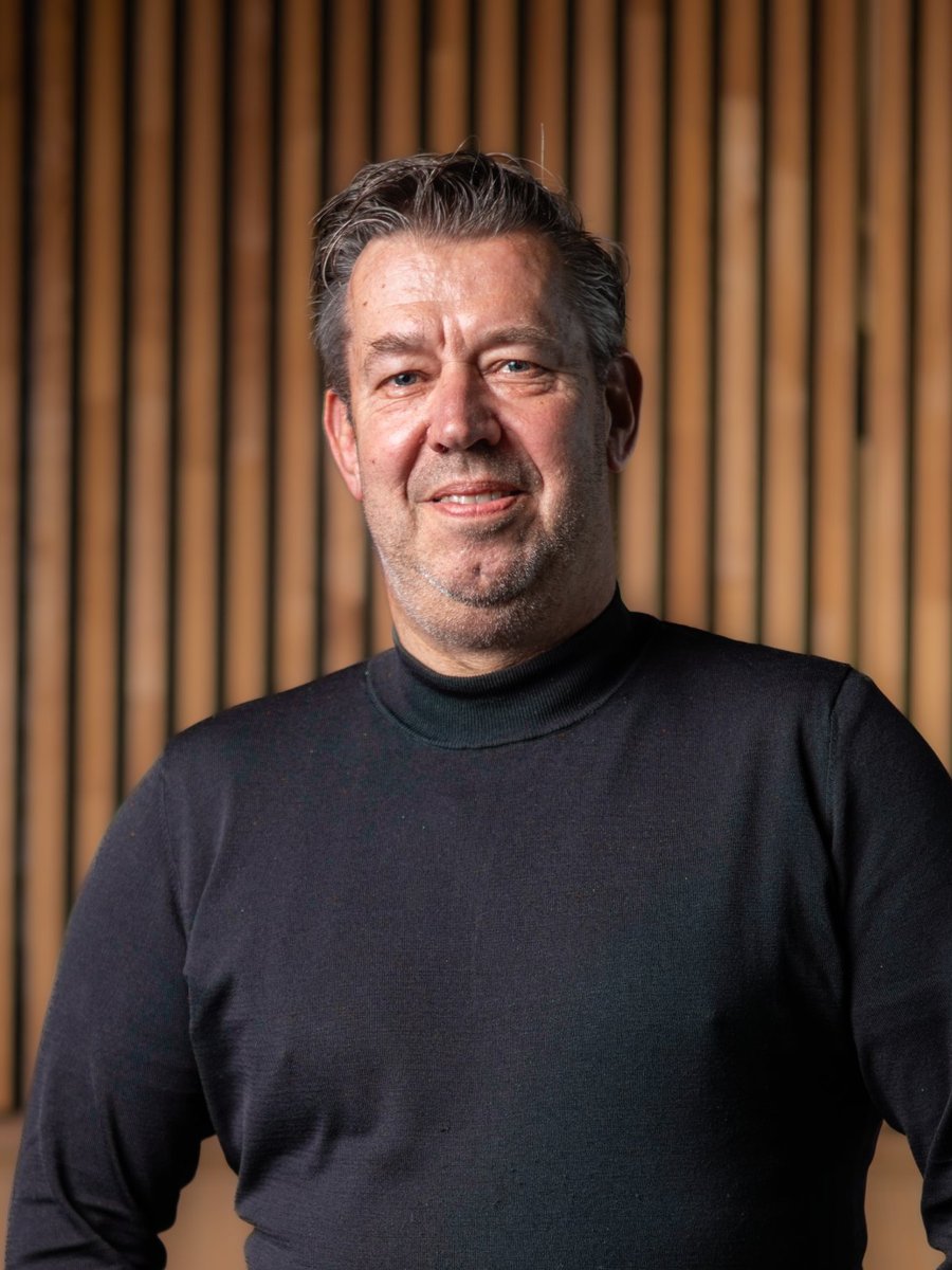 Portretfoto van Niek Willem Oskam